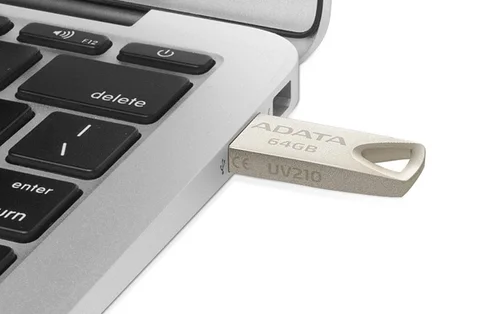 Memoria Adata Usb 2.0 Uv210 Metalica
